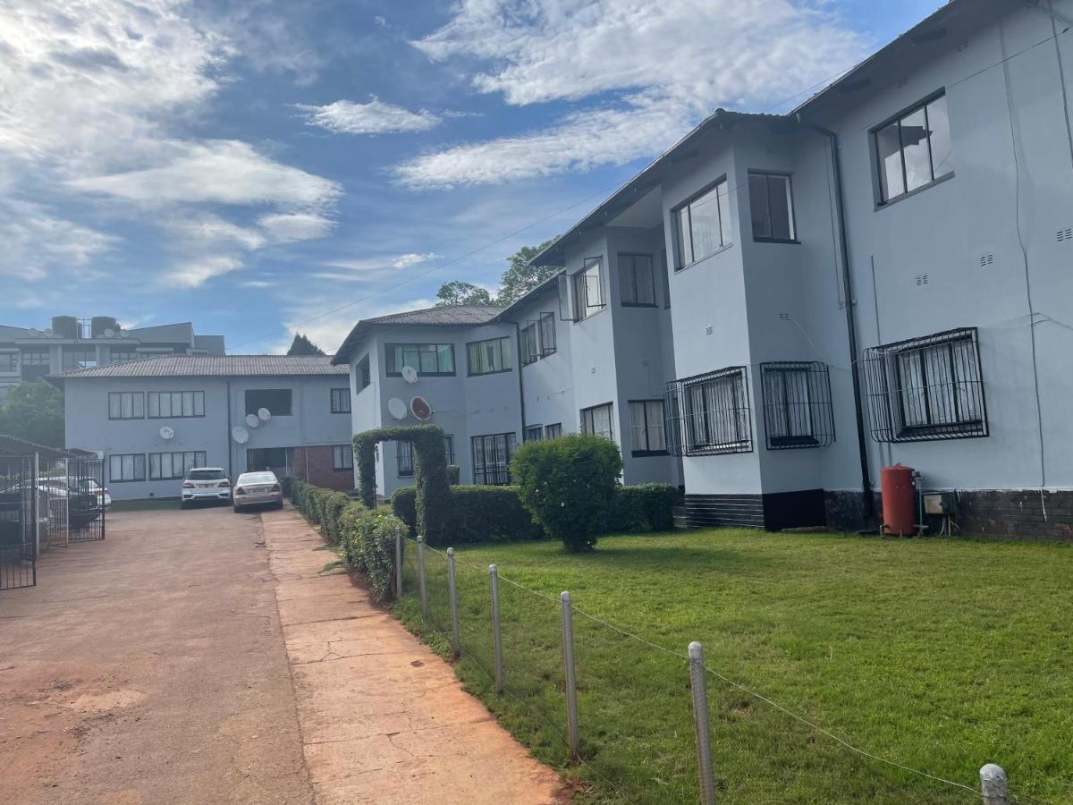 @Jackie'S Avondale 2 Bed Flat At Harrow Court Harare Exterior foto